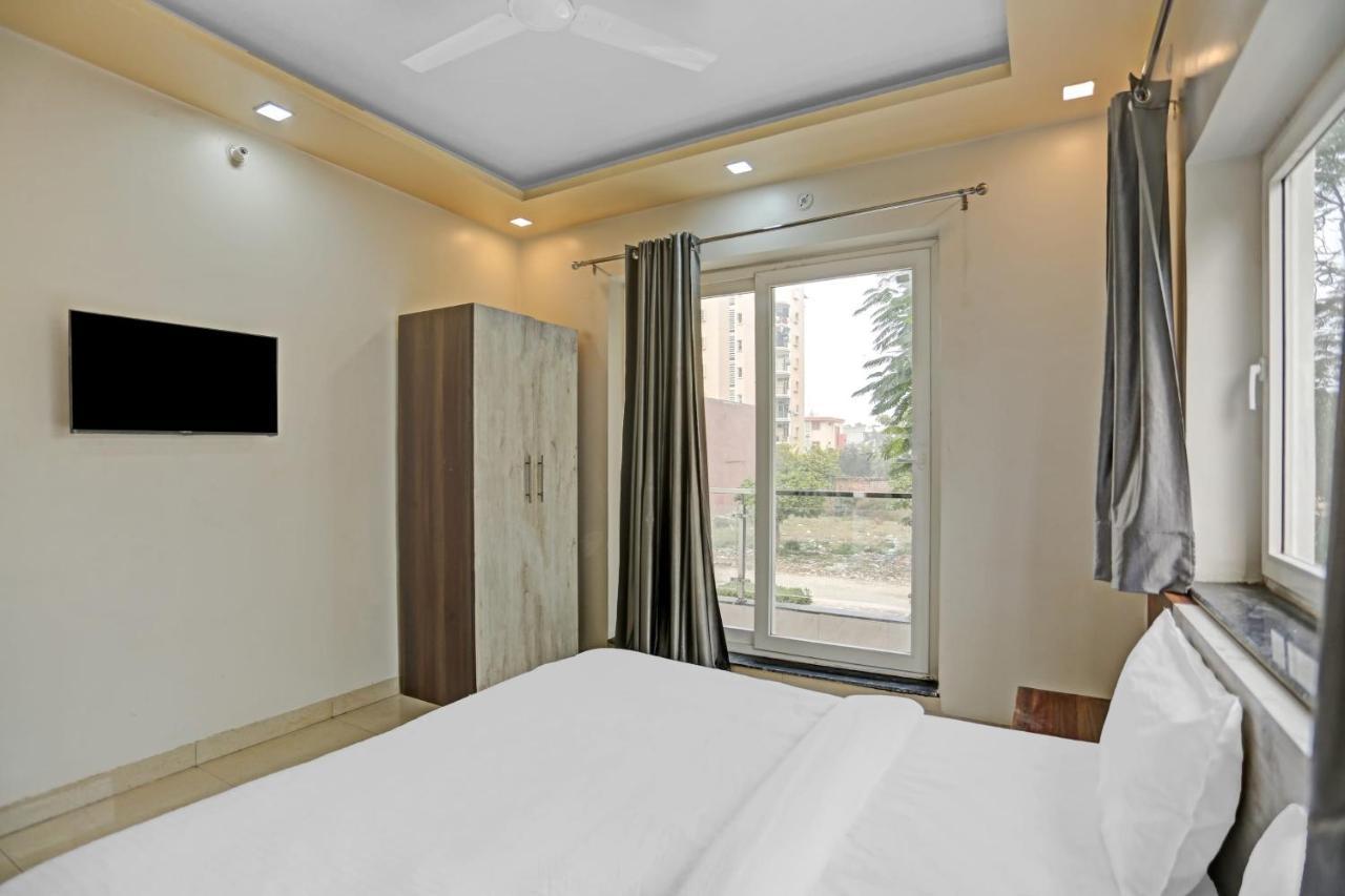 Hotel O Expo View Near Pvr Ansal Plaza Большая Нойда Экстерьер фото