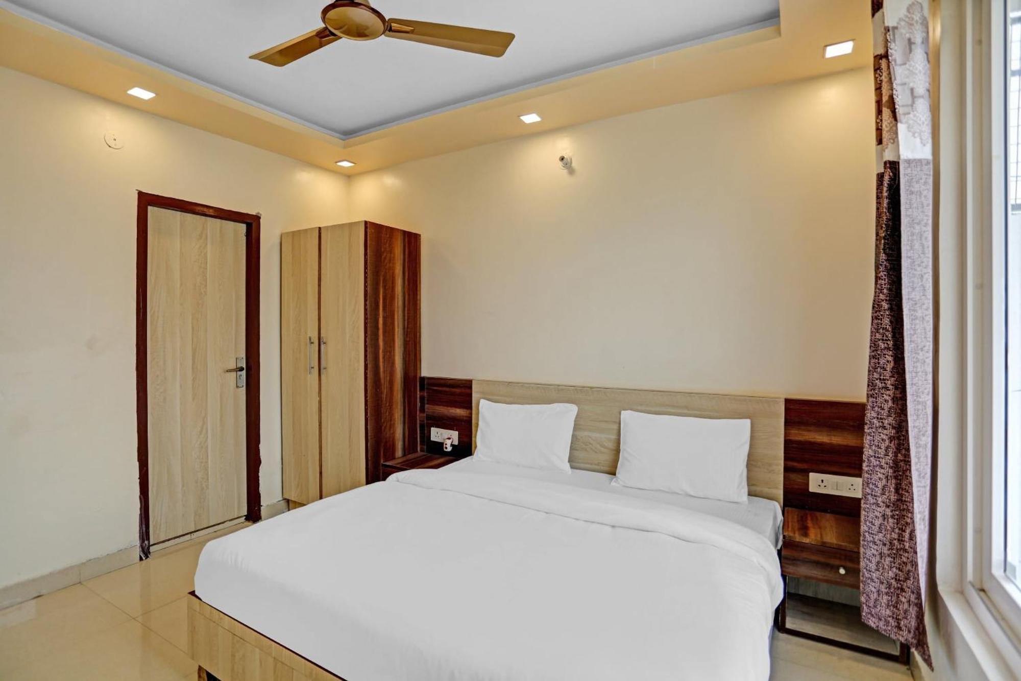 Hotel O Expo View Near Pvr Ansal Plaza Большая Нойда Экстерьер фото